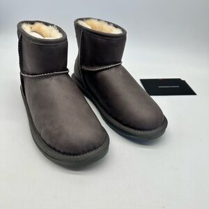 Australia Luxe Collective Men's Cosy X Short Boots Shearling size 8 NWT Gray